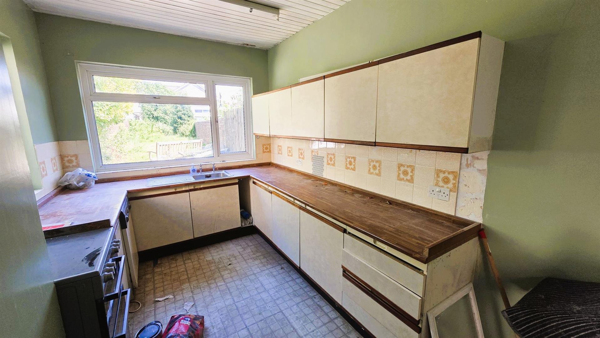 Elkington Road, Burry Port, SA16 0AD